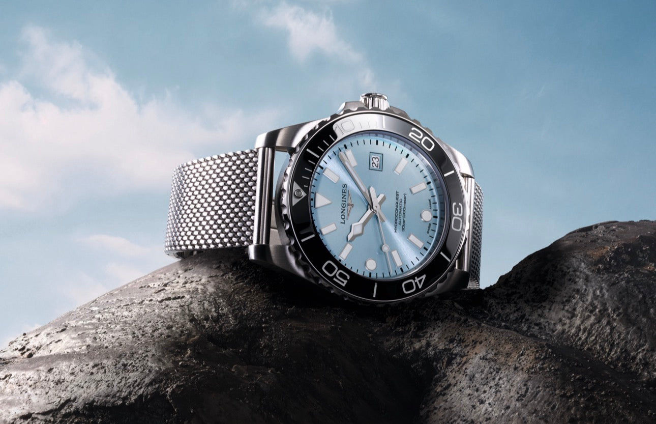 A Group of Devoted Admirers: Discovering the Allure of the Milanese Watch Strap